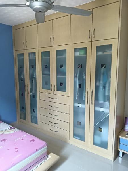 Condominium for Sale at Scotland Villa - Anna Koay - Bedroom - PropertyGuru.com.my