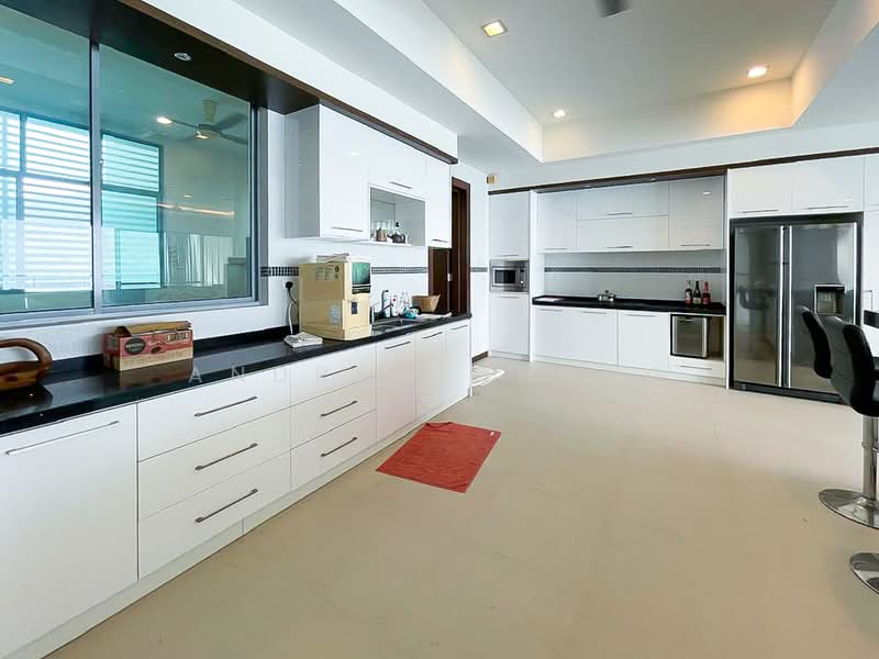 Condominium for Sale at Infinity Beachfront Condominium - Andrew Chong - Kitchen - PropertyGuru.com.my