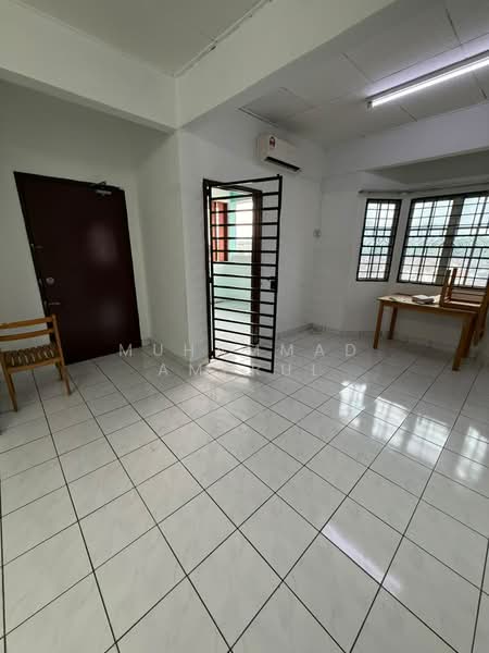 Apartment for Rent at Intana Ria - Muhammad Amerul - Living Room - PropertyGuru.com.my