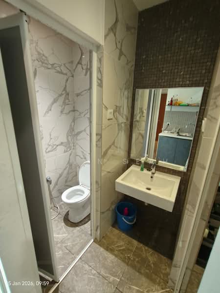 Servis Apartment untuk Dijual di The Grand Subang Jaya SS15 - Alvin Seah - Bathroom - PropertyGuru.com.my