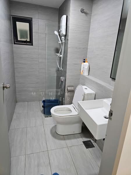 Servis Apartment untuk Disewa di Maya Bay Residences @ Gamuda Cove - Muhammad Amerul - Bathroom - PropertyGuru.com.my