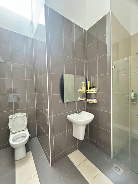 2-storey Terraced House for Rent in Bandar Cyber Ipoh (Bandar Siber) (Ipoh) - Kelvin Chong - Bathroom - PropertyGuru.com.my