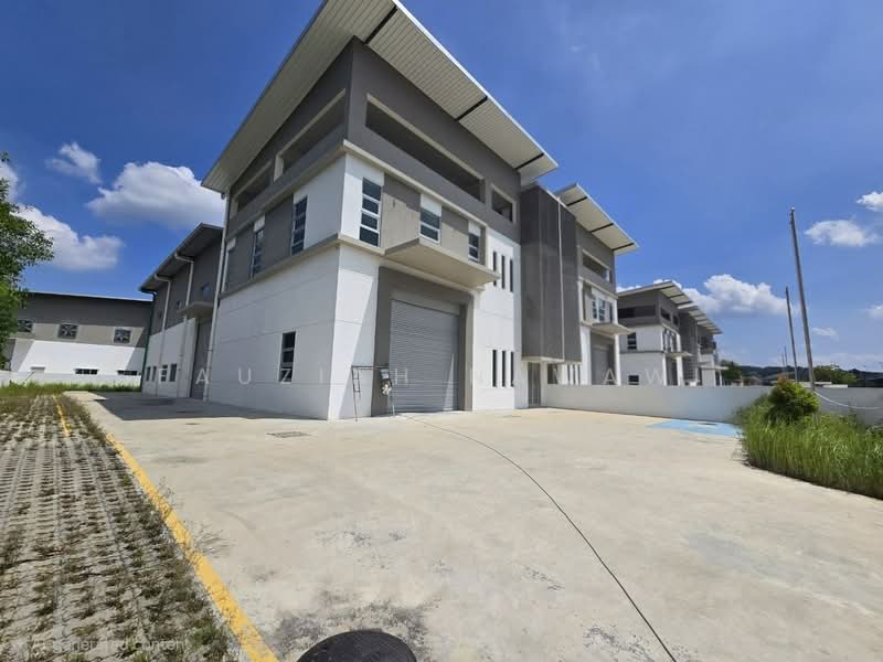 Kilang untuk Disewa di Saujana Rawang (Rawang) - Fauziah Nawawi - PropertyGuru.com.my