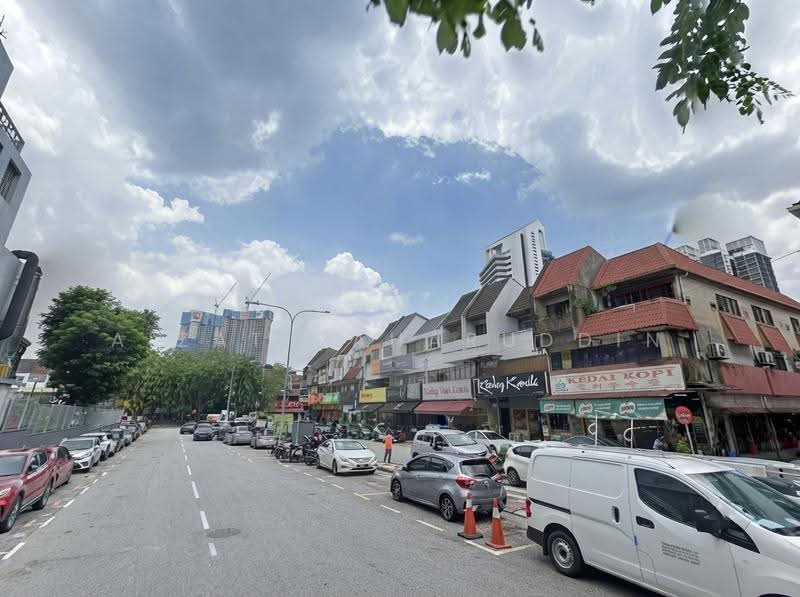 Shop for Rent in Taman Tun Dr Ismail (Kuala Lumpur) - Aizat Baharuddin - Exterior - PropertyGuru.com.my