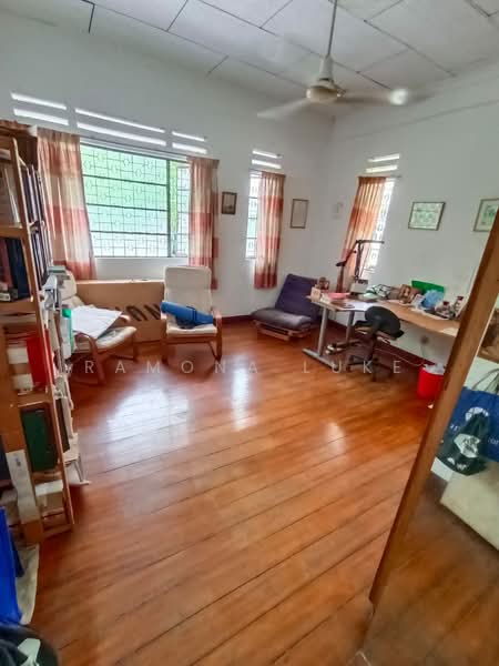 Zero-Lot Bungalow for Sale in Titiwangsa (Kuala Lumpur) - Ramona Luke - Study - PropertyGuru.com.my