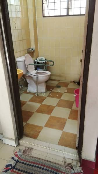 Zero-Lot Bungalow for Sale in Titiwangsa (Kuala Lumpur) - Ramona Luke - Bathroom - PropertyGuru.com.my