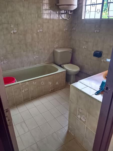 Zero-Lot Bungalow for Sale in Titiwangsa (Kuala Lumpur) - Ramona Luke - Bathroom - PropertyGuru.com.my