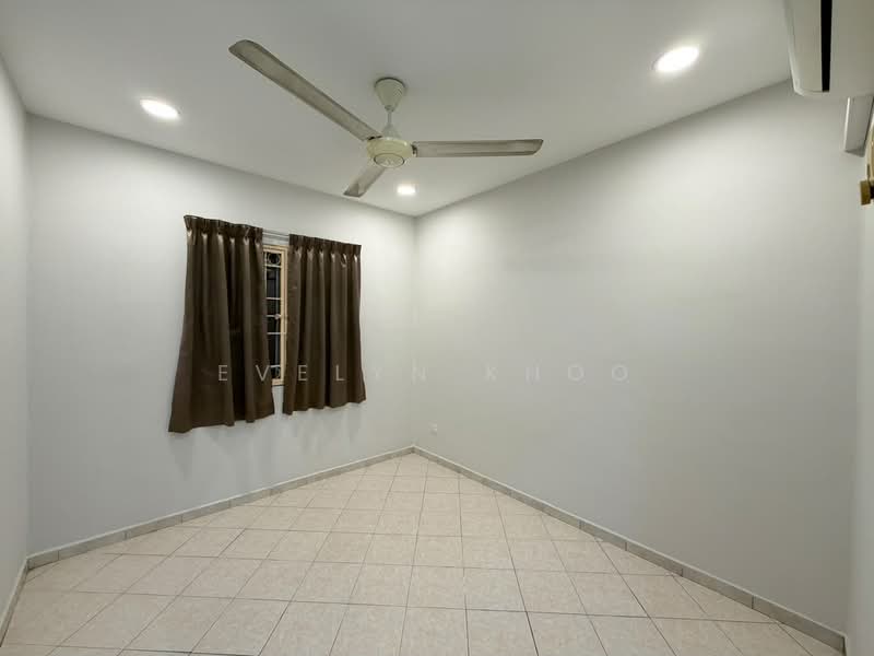 Apartment for Sale at Bayu Puteri - Evelyn Khoo - Room - PropertyGuru.com.my