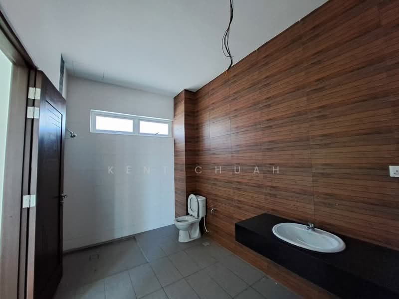 Rumah Banglo untuk Dijual di Taman Tanjung Indah (Butterworth) - Kent Chuah - Bathroom - PropertyGuru.com.my