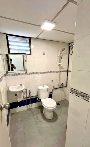 Kondominium untuk Disewa di E-Park Condominium - Gan Chun Kai - Bathroom - PropertyGuru.com.my