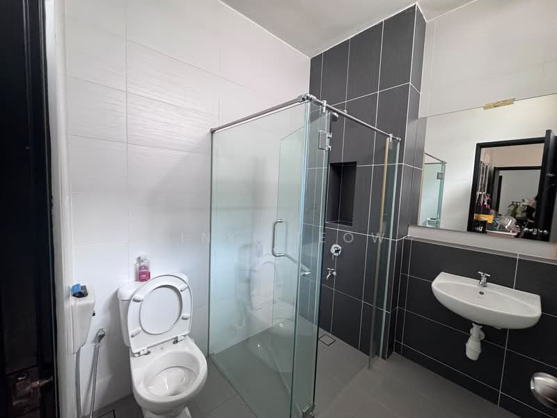 Cluster House for Rent in Taman Adda Heights (Tebrau) - Kinki Teow - Bathroom - PropertyGuru.com.my