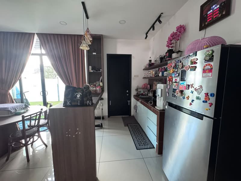 Cluster House for Rent in Taman Adda Heights (Tebrau) - Kinki Teow - Kitchen - PropertyGuru.com.my