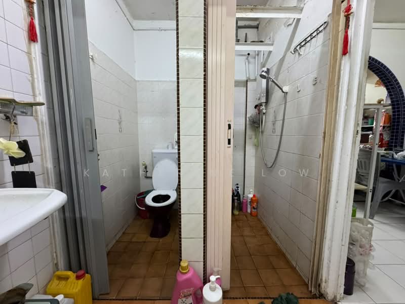 2-storey Terraced House for Sale in Taman Damai Jaya (Skudai) - Katherine Low - PropertyGuru.com.my