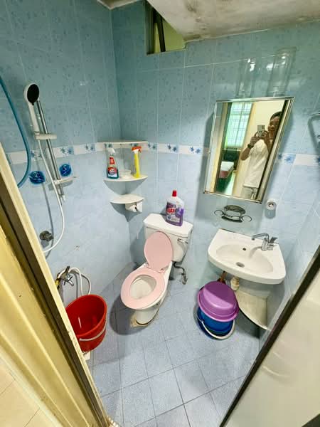 Apartment for Rent at Bayu Puteri 1 - Mavis Hew - Bathroom - PropertyGuru.com.my