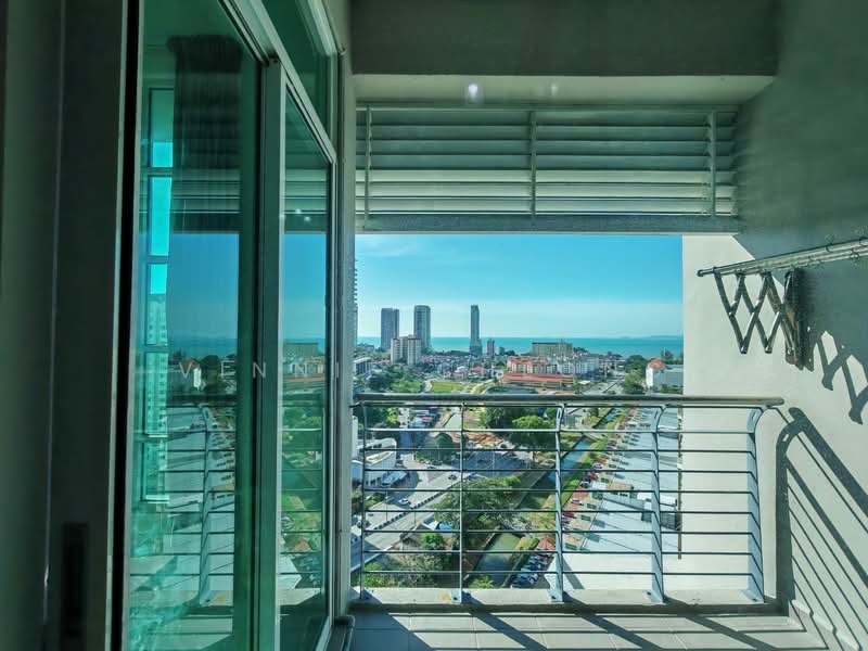 Kondominium untuk Disewa di The Brezza - Vinnie Cheong - Balcony - PropertyGuru.com.my