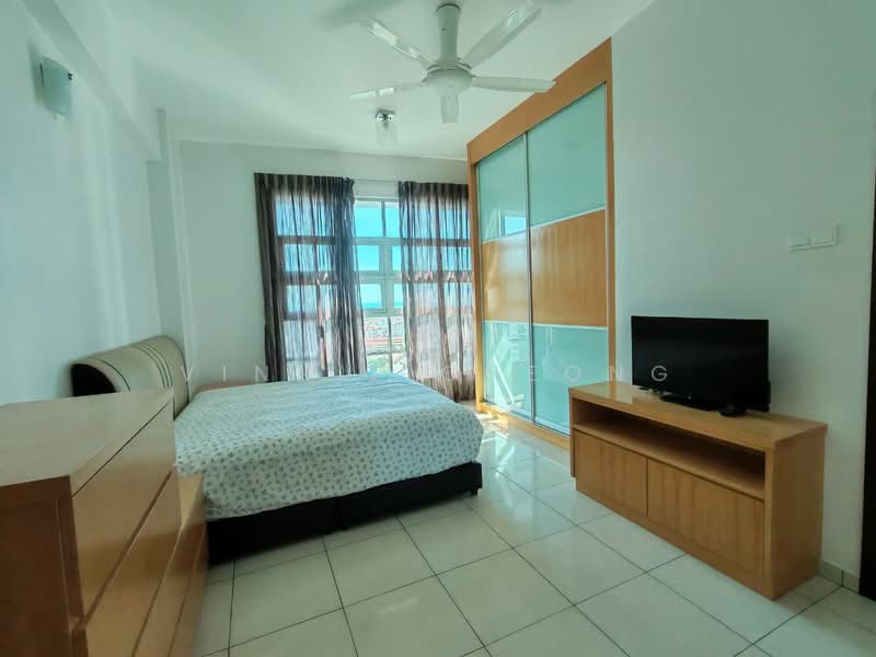 Kondominium untuk Disewa di The Brezza - Vinnie Cheong - Master Bedroom - PropertyGuru.com.my
