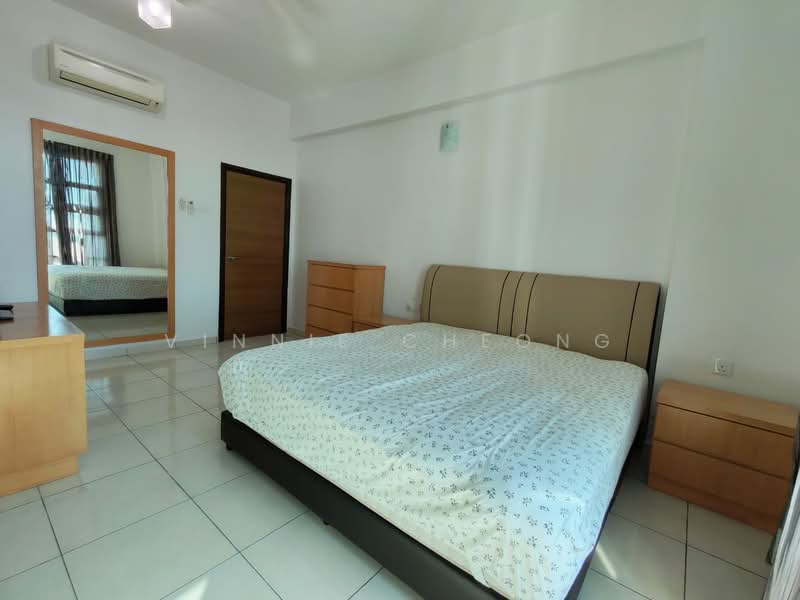 Kondominium untuk Disewa di The Brezza - Vinnie Cheong - Bedroom - PropertyGuru.com.my