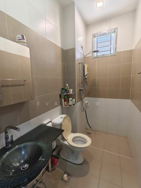 2-storey Terraced House for Sale in Taman Nusa Sentral (Iskandar Puteri (Nusajaya)) - Eva Siow - Bathroom - PropertyGuru.com.my
