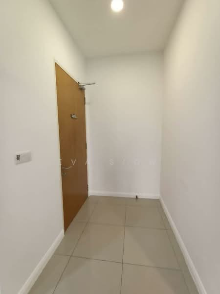 Service Residence for Sale at D'Pristine - Eva Siow - Entrance - PropertyGuru.com.my