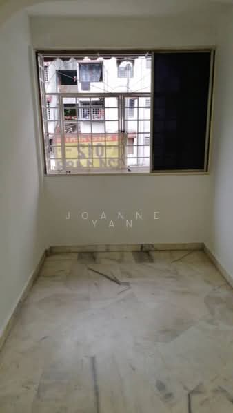 Flat for Rent at Desa Petaling Flat - Joanne Yan - Interior - PropertyGuru.com.my