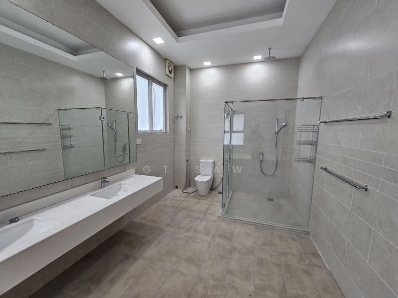 Rumah Banglo untuk Disewa di Ukay Bistari (Ulu Kelang) - GT Saw - Bathroom - PropertyGuru.com.my