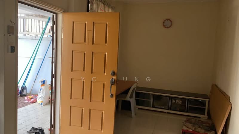 2-storey Terraced House for Rent in Bandar Seri Alam (Masai) - YC Fung - Entrance - PropertyGuru.com.my