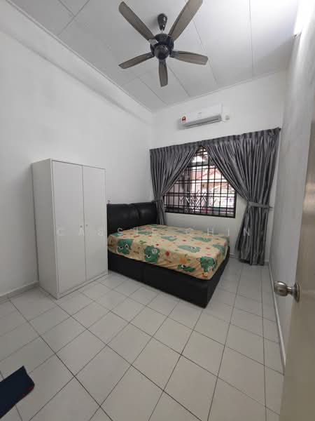 Pangsapuri untuk Disewa di Taman Cahaya Kota Puteri - Cassie Chin - Bedroom - PropertyGuru.com.my