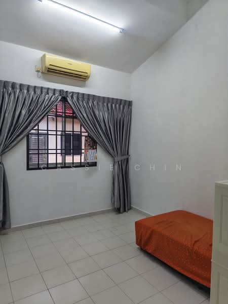 Pangsapuri untuk Disewa di Taman Cahaya Kota Puteri - Cassie Chin - Bedroom - PropertyGuru.com.my