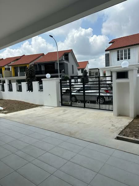 Terraced House for Rent in Bandar Dato Onn (Tebrau) - Zoe Voon - Exterior - PropertyGuru.com.my