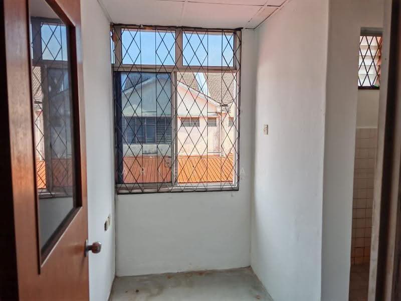 Shop for Rent in Taman Molek (Johor Bahru) - Aries Lam - PropertyGuru.com.my