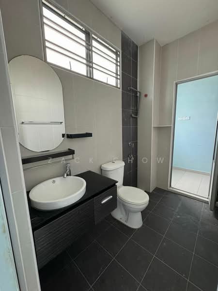2-storey Terraced House for Sale in Bandar Jaya Putra (Johor Bahru) - Zack Chow - Bathroom - PropertyGuru.com.my