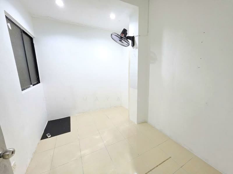 1-storey Terraced House for Sale in Bandar Saujana Putra (Tanjong Duabelas) - Cik Maya Abdul - Interior - PropertyGuru.com.my