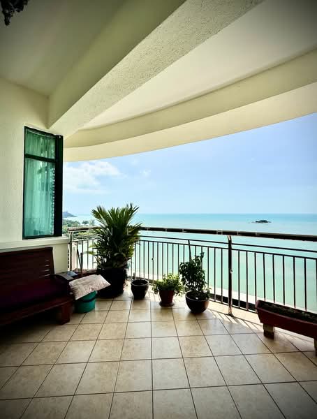 Condominium for Sale at Sri Golden Bay Condominium - Jeanette Hee - Balcony - PropertyGuru.com.my