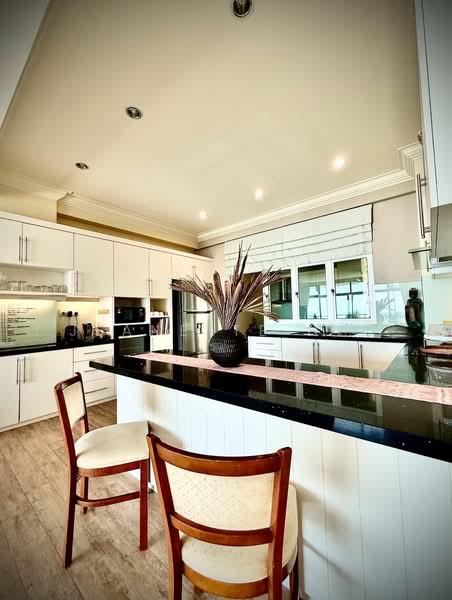 Condominium for Sale at Sri Golden Bay Condominium - Jeanette Hee - Kitchen - PropertyGuru.com.my