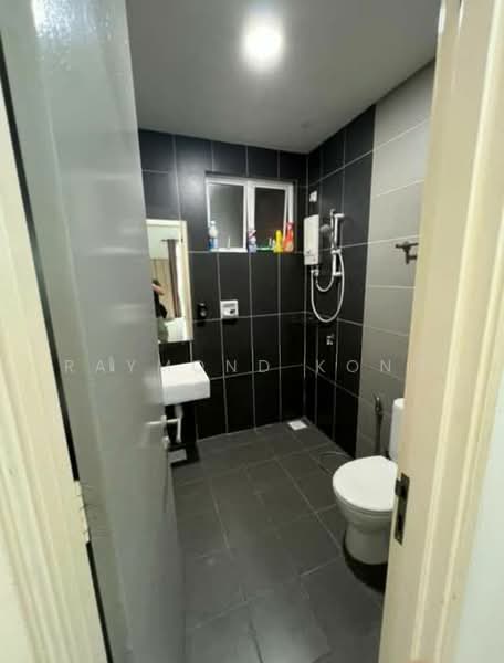 Service Residence for Sale at Skysuites @ Meldrum Hills - Raymond Kong - PropertyGuru.com.my