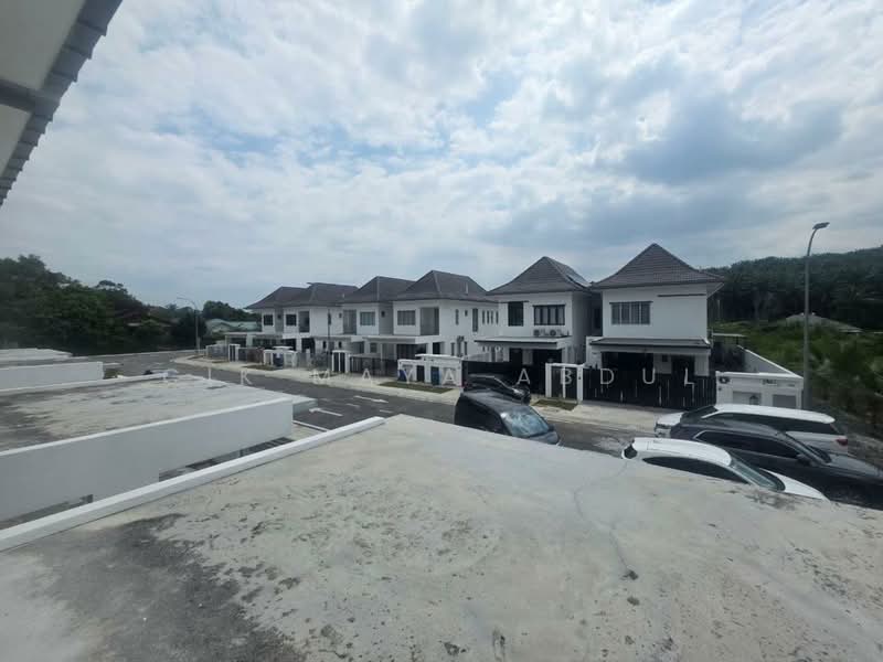 Rumah Berkembar untuk Dijual di Bandar Bukit Raja (Klang) - Cik Maya Abdul - Exterior - PropertyGuru.com.my
