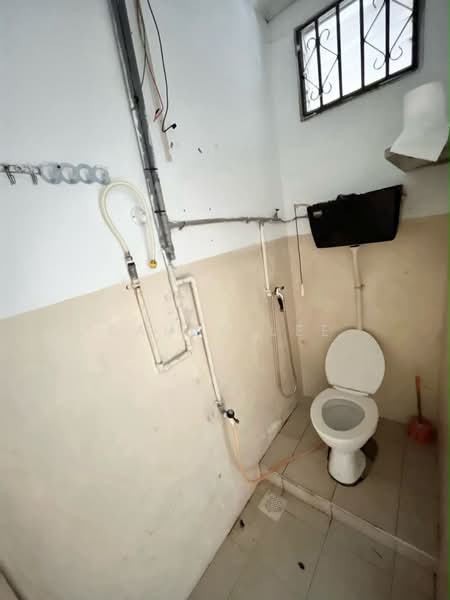 1-storey Terraced House for Sale in Taman Universiti (Skudai) - Sausa Lee - Bathroom - PropertyGuru.com.my