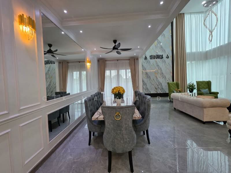 Rumah Teres untuk Dijual di Bandar Mahkota Cheras (Cheras) - Cik Maya Abdul - Dining Room - PropertyGuru.com.my