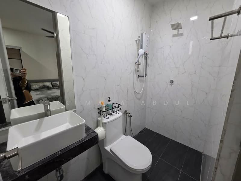 Rumah Teres untuk Dijual di Bandar Mahkota Cheras (Cheras) - Cik Maya Abdul - Bathroom - PropertyGuru.com.my