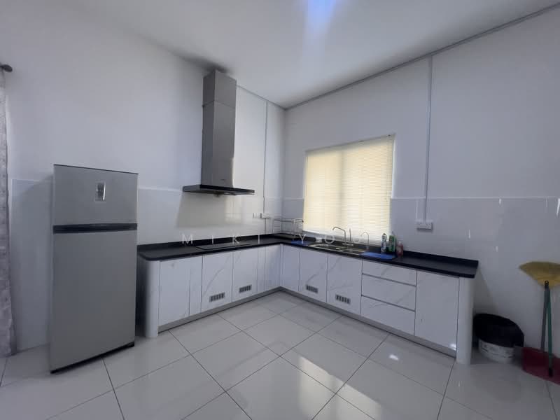 Rumah Teres 2 Tingkat untuk Disewa di Telok Panglima Garang (Selangor) - Miki You - Kitchen - PropertyGuru.com.my