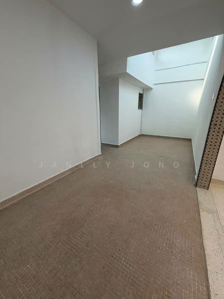 1-storey Terraced House for Sale in Taman Johor (Tampoi) - Janlly Jong - Interior - PropertyGuru.com.my