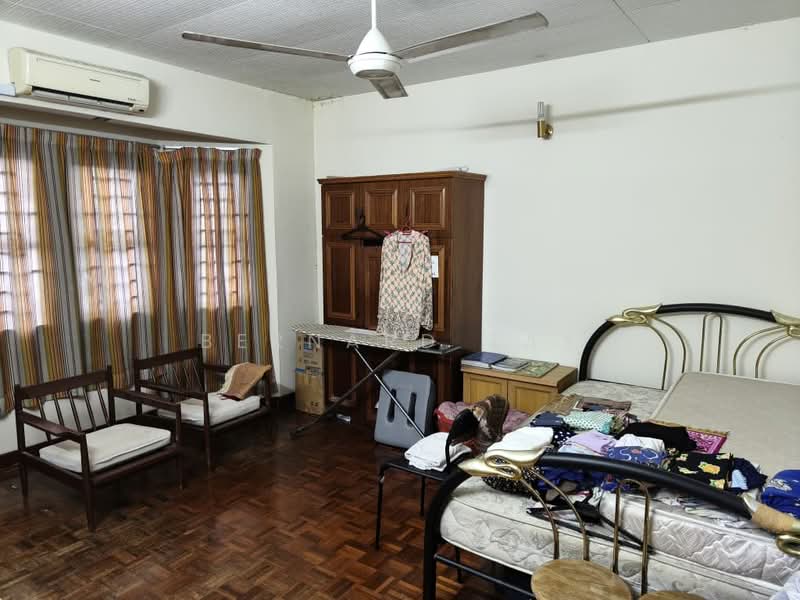 Rumah Teres 2 Tingkat untuk Dijual di Seksyen 6 (Kota Damansara) - Bernard Tay - Bedroom - PropertyGuru.com.my