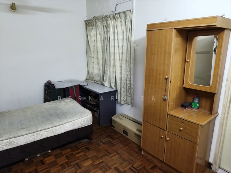 Rumah Teres 2 Tingkat untuk Dijual di Seksyen 6 (Kota Damansara) - Bernard Tay - Bedroom - PropertyGuru.com.my