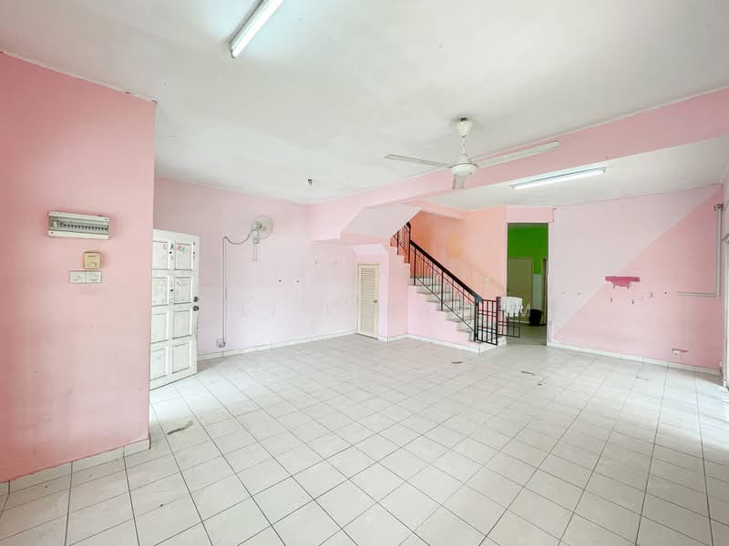 2-storey Terraced House for Sale in Taman Pelangi Semenyih (Semenyih) - Azli Ibrahim - Interior - PropertyGuru.com.my