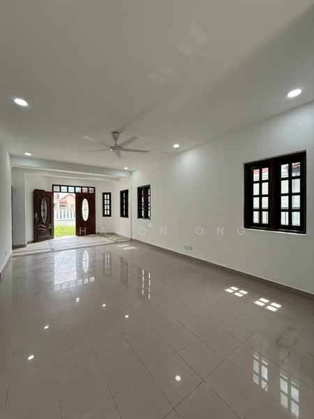 Rumah Berkembar untuk Dijual di Taman Impian Emas (Skudai) - Sharon Ong - Living Room - PropertyGuru.com.my
