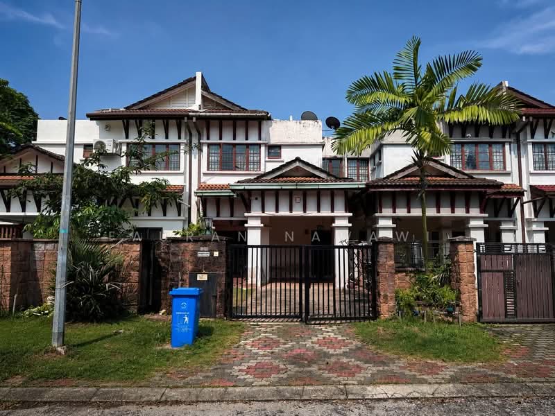 2-storey Terraced House for Sale in Bukit Jelutong (Shah Alam) - Fauran Nawawi - PropertyGuru.com.my