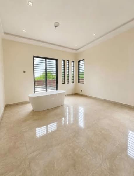 Rumah Berkembar untuk Dijual di Taman Desa Kenanga 2 (Semenyih) - Celestine Ting - PropertyGuru.com.my
