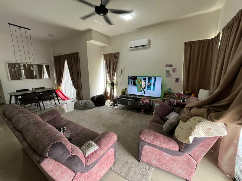 Rumah Kluster untuk Dijual di Setia Ecohill (Semenyih) - Azli Ibrahim - Living Room - PropertyGuru.com.my