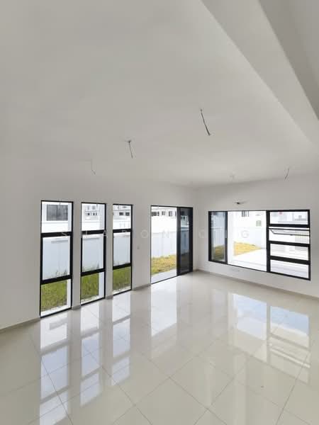 Rumah Teres untuk Dijual di Taman Desa Tebrau (Tebrau) - Sharon Ong - Living Room - PropertyGuru.com.my