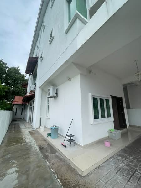 3-storey Terraced House for Sale in Ayer Itam (Penang) - Max Ng - Exterior - PropertyGuru.com.my